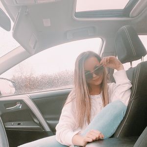 Meet your Posher, Natalie